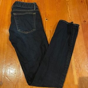Low rise skinny jeans